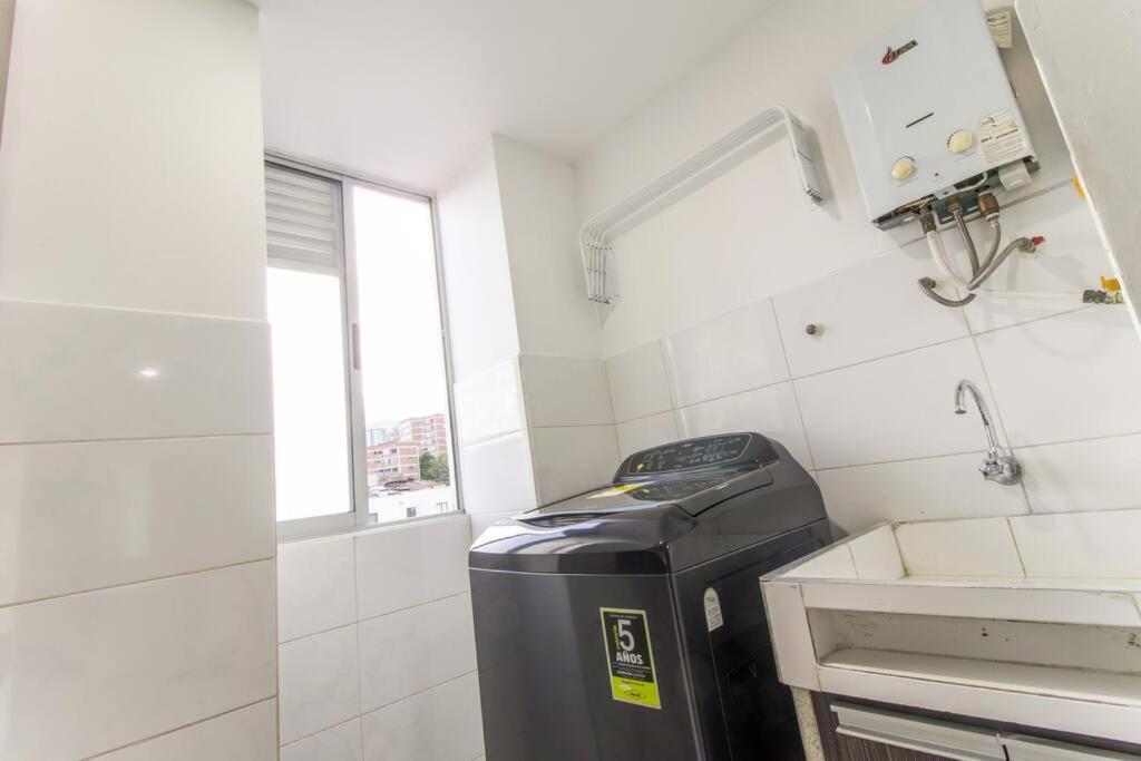 Amplio Apartamento En Calasanz - Estadio Medellín Exteriör bild