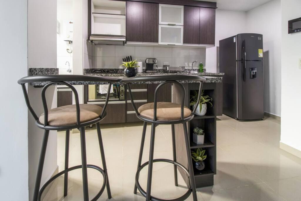 Amplio Apartamento En Calasanz - Estadio Medellín Exteriör bild